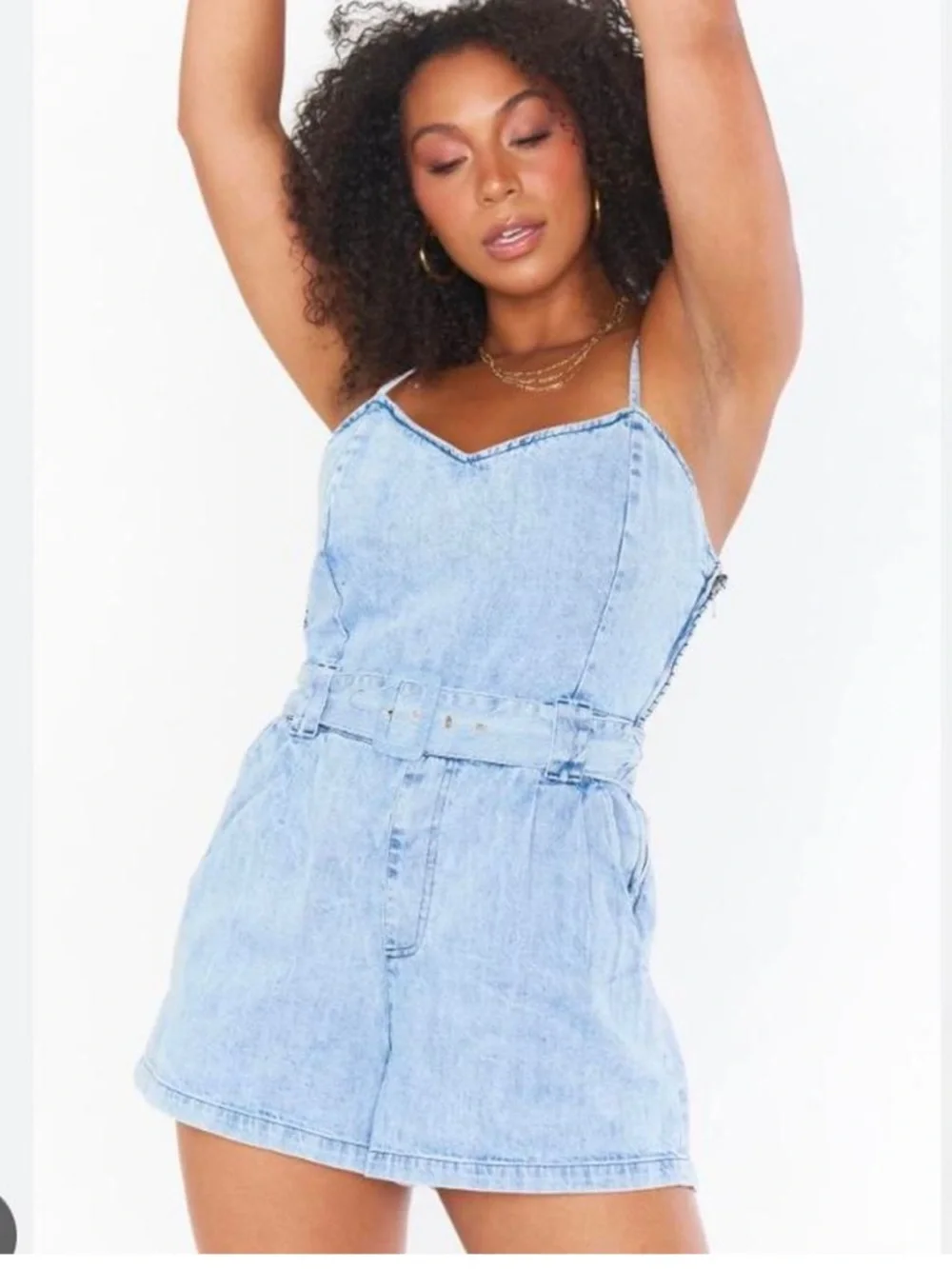 Show Me Your Mumu Sloane Romper - Light Wash Denim Color - Picture 5 of 5